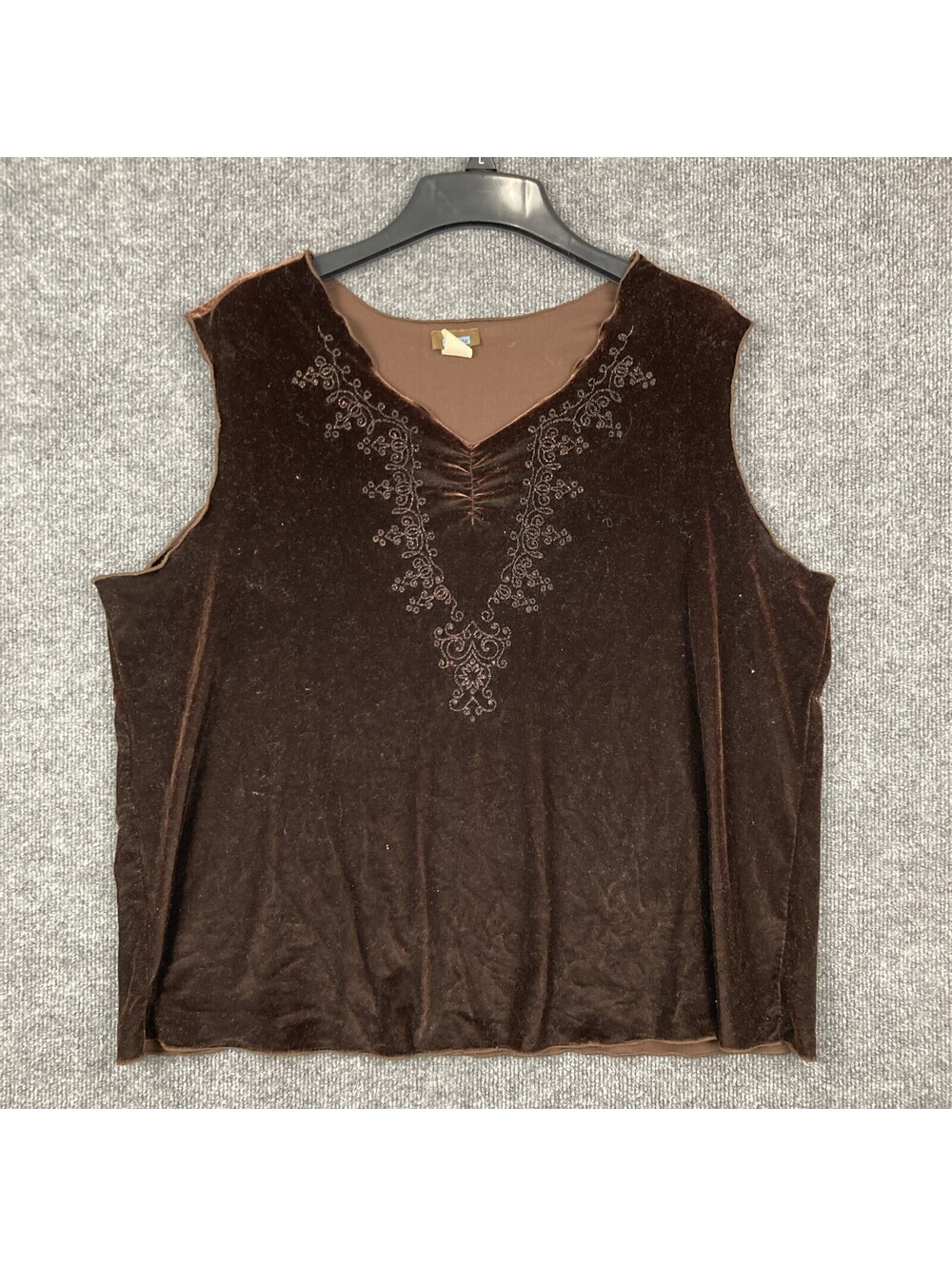 Lucca Womens Size 2XL Brown Velour Sleeveless Beaded V-Neck Tank Shirt Top